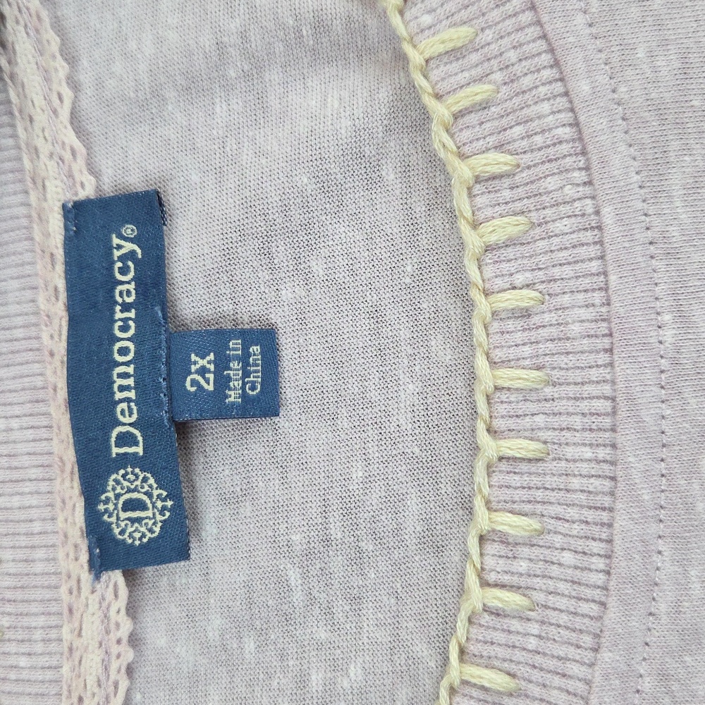 Democracy Womens Top NWT SPRING 1 Light Lavender 2X